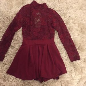 WINDSOR size small wine colored dress lace